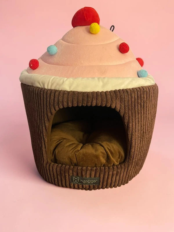 Nandog Pet Gear (Cup Cake Bed)